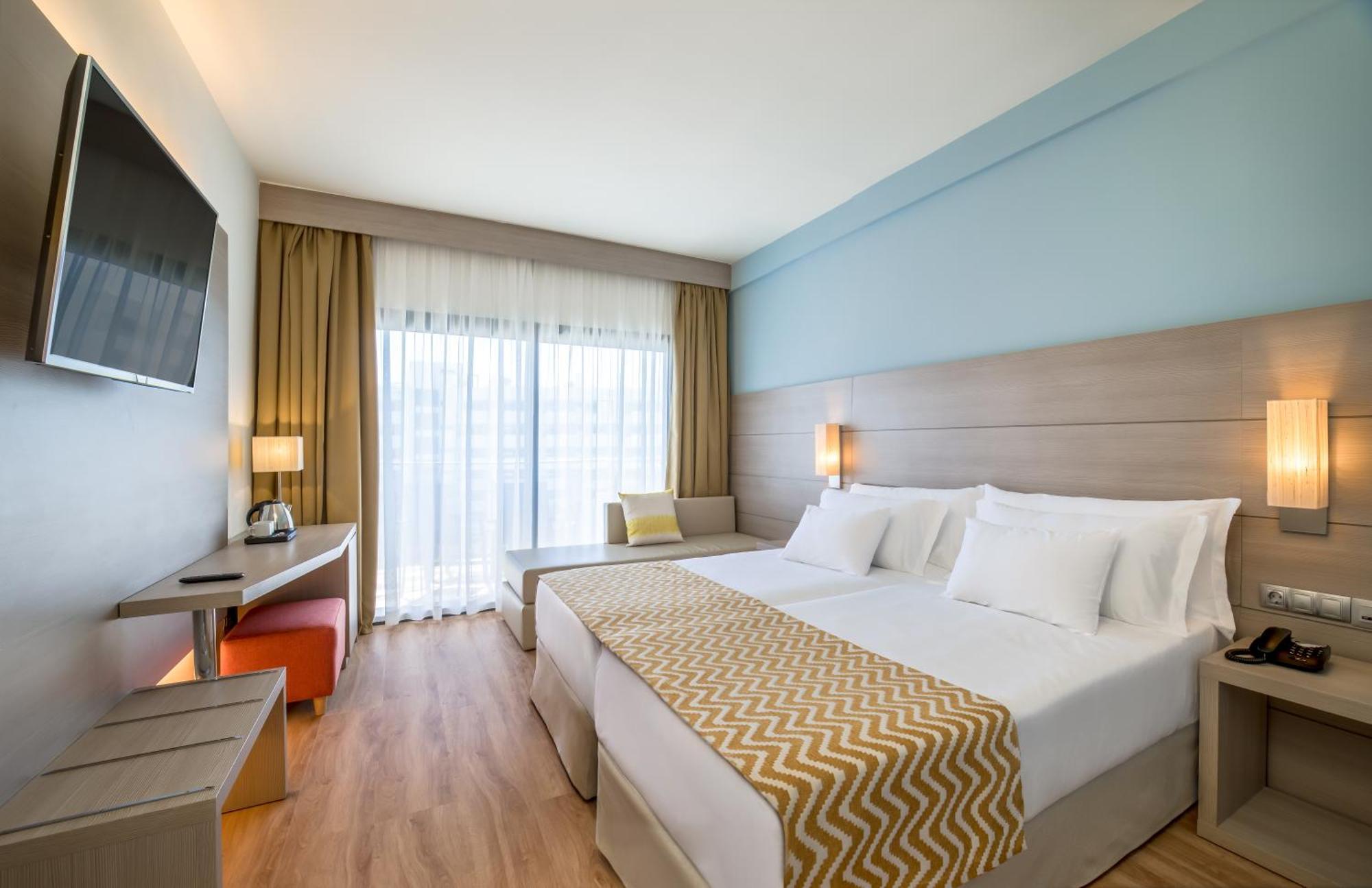 Double Room,1306650187:JPEG